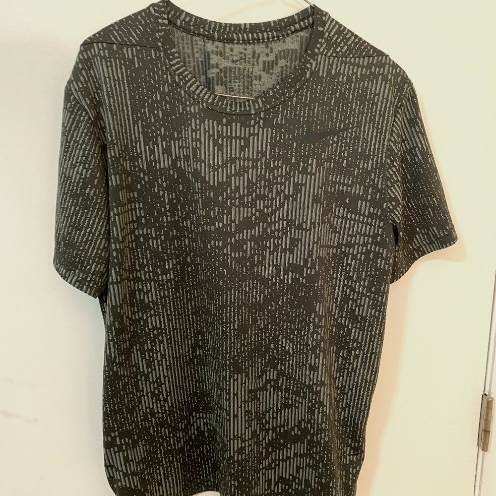 Nike Mens Dry Fit Shirt